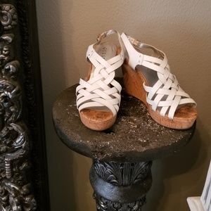 Guess wedge cork sandles